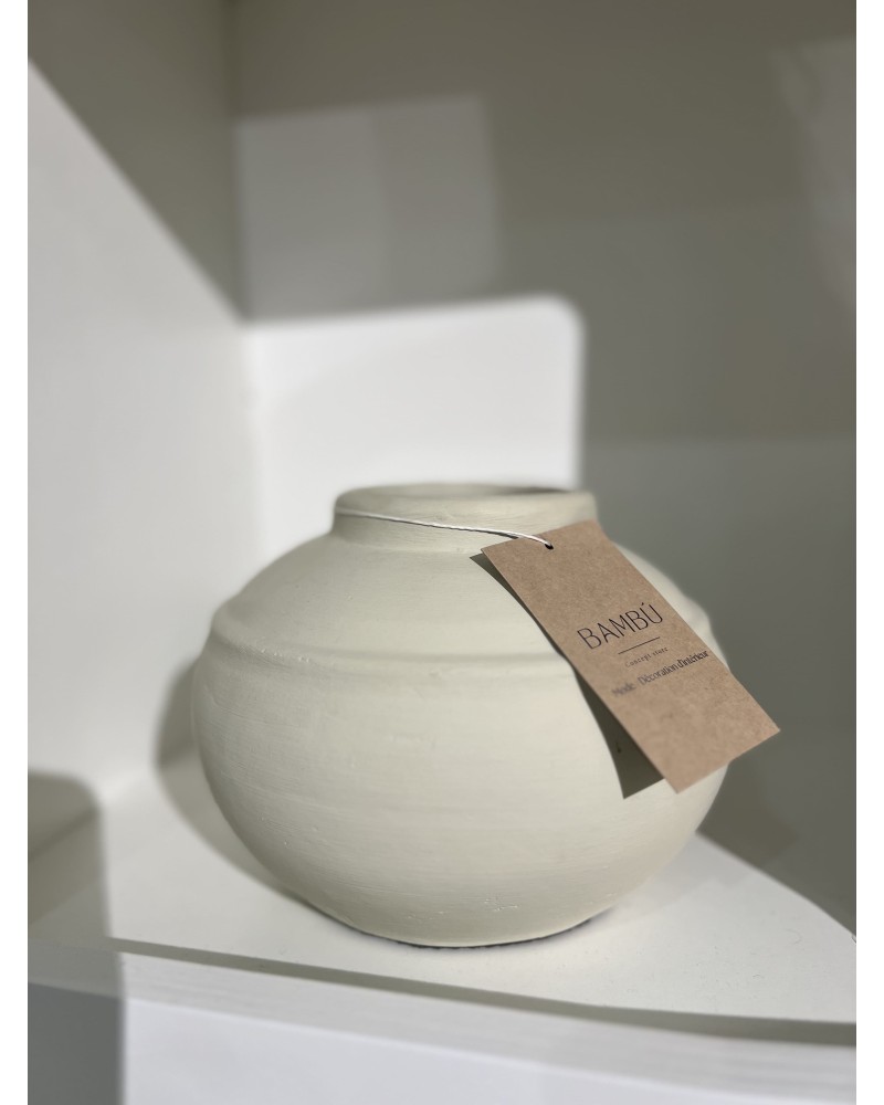 Vase décoratif en terre cuite