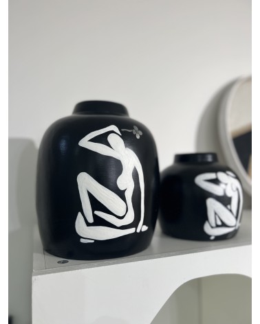 Vase design