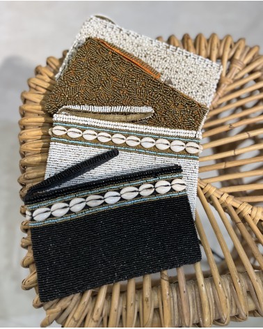 Pochette perlée